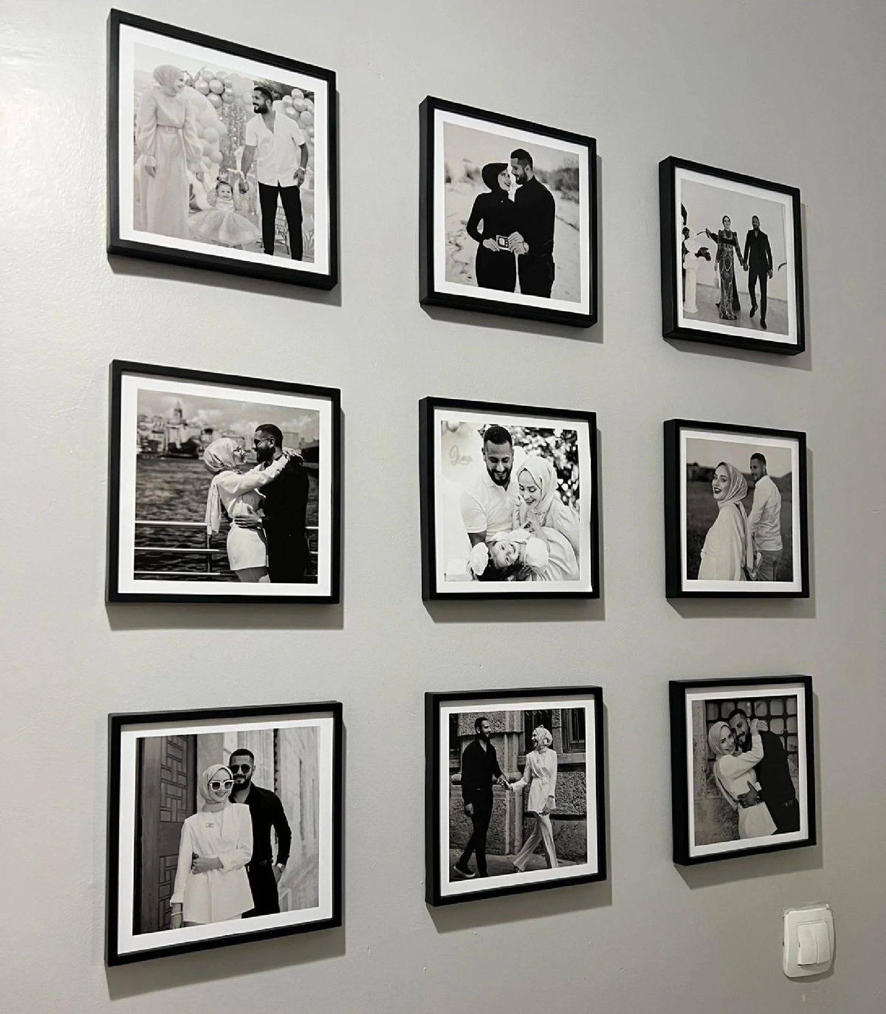 Tak Çıkar 20x20 Cm kare Fotoğraflı Çerçeve 3'lü (Siyah Çerçeve)